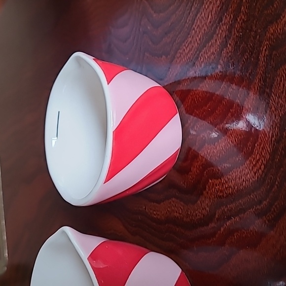 🍬Rae Dunn Measuring Cup Set - Picture 12 of 13